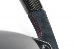 Honda Civic Steering Wheel - GReddy - Red Logo - Black & Red Carbon Honda Civic Steering Wheel - GReddy - Red Logo - Black & Red Carbon